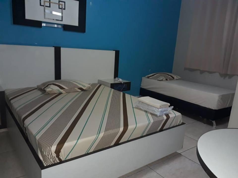 Hotel Flex In 우사스쿠 외부 사진